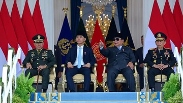 Momen Kebersamaan Kapolri dan Panglima TNI saat Upacara Praspa di Istana