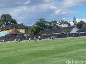 Dimas Drajad dan 4 Legiun Asing Baru Mulai Gabung Latihan PSS