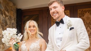 Congrats! YouTuber MrBeast Resmi Menikah dengan Thea