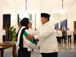 Video Istana: Prabowo Sampaikan Terima Kasih Atas Pengabdian Nanik di BGN