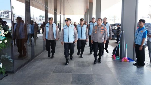 Polri Hadirkan Sekolah Unggulan Berstandar Dunia, 297 Siswa Mulai Tempati Kampus Polri Hadirkan Sekolah Unggulan Berstandar Dunia, 297 Siswa Mulai Tempati Kampus