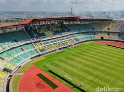 Persiapan Stadion GBT Surabaya Sambut Piala Presiden 2026