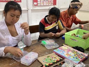 Mengintip Tangan-tangan Terampil Anak Disabilitas SLBN 1 Klungkung