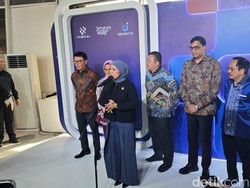 Registrasi SIM Biometrik Jalan, Penjualan Kartu Perdana Tetap Moncer