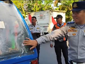 43 Angkot Tua di Bogor Kena Razia, Ada yang Ganti Kaca Pakai Plastik