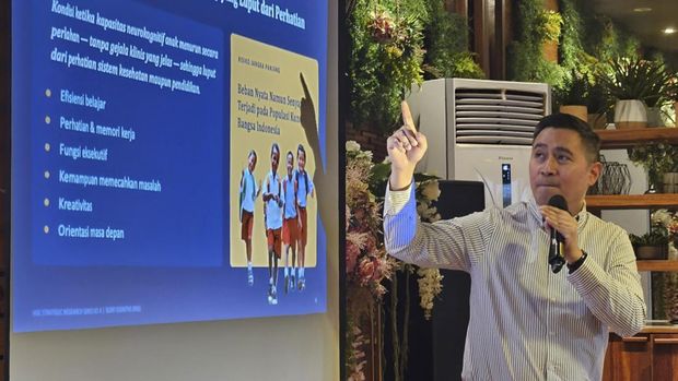 Dokter Ray jelaskan bahwa Indonesia saat ini mengalami silent cognitive burden Dokter Ray jelaskan bahwa Indonesia saat ini mengalami silent cognitive burden