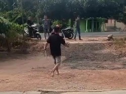 Viral Duel Adu Pedang di Lampung, 1 Orang Luka Parah di Tangan