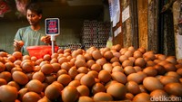 Harga Daging & Telur Ayam Naik, Cabai Rawit Turun