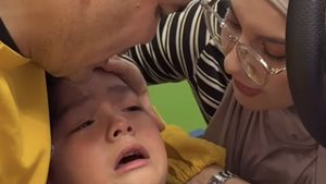 Air Rumi Putra Irish Bella Dikhitan, Awalnya Happy Berujung Kejer