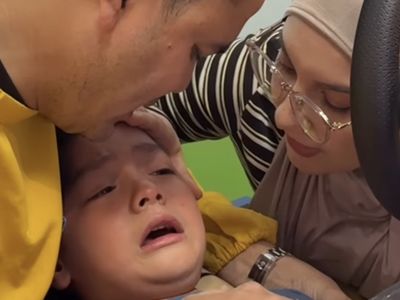 Air Rumi Putra Irish Bella Dikhitan, Awalnya Happy Berujung Kejer