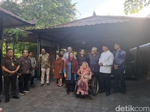 Putri-Istri Gusdur Temui Gubernur DIY Sultan HB X 3 Jam, Ini yang Dibahas