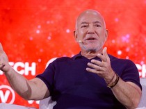 Video: Jeff Bezos Dikabarkan Beli Sepertiga Saham Liverpool