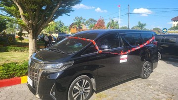 Disita KPK, Ini Penampakan Alphard Suap dari Pengusaha ke Bupati Lombok Barat