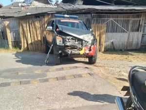 Mobil Polisi Ringsek Tertabrak KA di Perlintasan Tapen Bantul