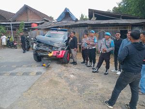 Kondisi Pengemudi-Penumpang Mobil Brimob Tertabrak KA di Bantul