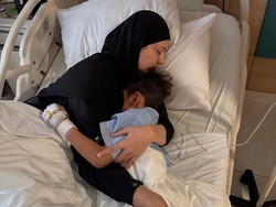Paula Verhoeven Sedih Kiano Masuk RS: Bantu Mama, Jaga Diri Ya Kak