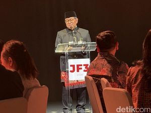 Canda Pramono Anung Gayanya Dikritik Desainer di JF3 Fashion Festival 2026