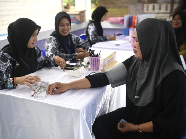 Warga Perbatasan Ikuti Cek Kesehatan Gratis di Posyandu ILP Sebatik