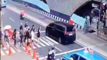 Rano Karno Pastikan Satpam yang Tegur Sopir Alphard di Bundaran HI Tak Dipecat