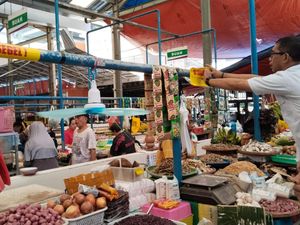 119 Kios di Pasar Sawah Makassar Disegel gegara Nunggak Sewa Rp 569 Juta