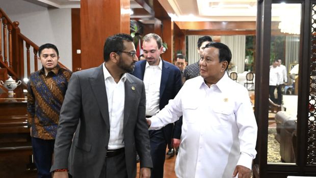 Presiden RI menerima kunjungan kehormatan Direktur Federal Bureau of Investigation (FBI) Amerika Serikat, Kash Patel di kediaman pribadi Jalan Kertanegara, Kebayoran Baru, Jakarta Selatan, Rabu (22/7/2026) malam WIB. (Dok. Sekretariat Presiden)