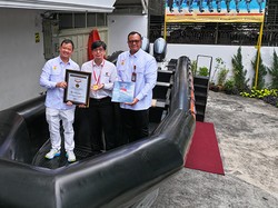 PT Kemenangan Raih Rekor MURI Lewat Keman Boat, Perahu Polietilen Terbesar
