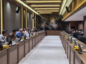 Dasco Ungkap Rapat di DPR Bareng Sejumlah Menteri Sempurnakan Perpres Ojol