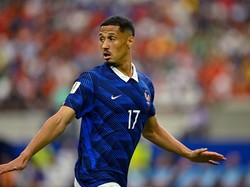 Saliba Tak Perlu Operasi Punggung, tapi Tetap Absen Lama