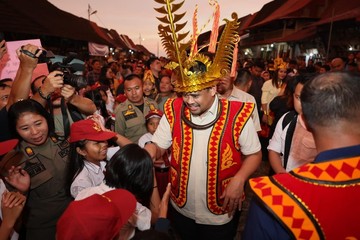 Bobby Nasution Jadi Gubernur Sumut Pertama yang Berkantor di Kepulauan Nias