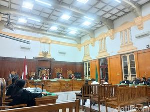 Sidang Putusan Eks Direktur Pelindo di Kasus Korupsi Kapal Rp 92 M Ditunda