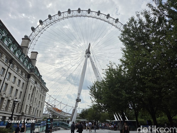 Cantiknya London dalam Jepretan Kamera Samsung Galaxy Z Fold8