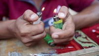 Kelangkaan Gas Ubah Korek Api Jadi Barang Berharga di Gaza