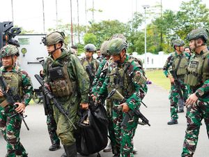 Jenazah Pasutri Korban Penembakan OPM di Yahukimo Dievakuasi TNI