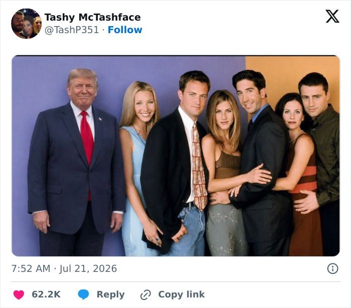 Meme Bertaburan, Sindir Trump 'Ikut' Spanyol Angkat Trofi Pildun
