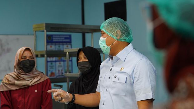 Sidak perdana Kepala Badan Gizi Nasional (BGN) Sudaryono ke sejumlah dapur SPPG di Bogor, Jumat (24/7/2026). (Dok. Biro Humas BGN)