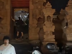 Hadeh..., Viral Turis Mabuk Kencing di Depan Rumah Warga Uluwatu