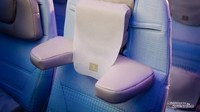 Bukan Sandara Kepala Biasa, Emirates Janji Bikin Penumpang Cepat Tidur di Pesawat
