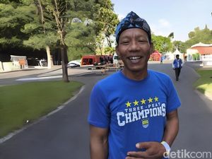 Bobotoh Ini Rela Tempuh Perjalanan Jauh Demi Melihat Wajah Baru Persib