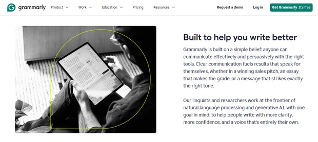Grammarly adalah salah satu tools terbaik untuk pelajar dan mahasiswa yang sering menulis tugas, esai, laporan, atau email dalam bahasa Inggris.