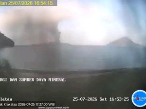 Gunung Anak Krakatau 2 Kali Erupsi, Semburkan Abu Vulkanik Setinggi 457 Meter