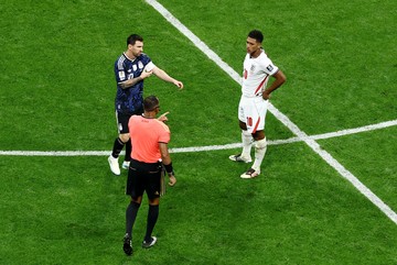 Bellingham Kecewa sama Wasit Inggris Vs Argentina, Protesnya Santun