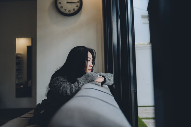Limerence bisa muncul saat hidup terasa membosankan/Foto: Pexels.com/Doci Limerence juga bisa muncul ketika seseorang sedang merasa bosan atau kehilangan arah hidup. Sosok yang disukai kemudian menjadi sumber kesenangan dan pelarian emosional.