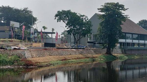 Potret Proyek Kolam Renang Shila at Sawangan yang Dihentikan gegara Disegel