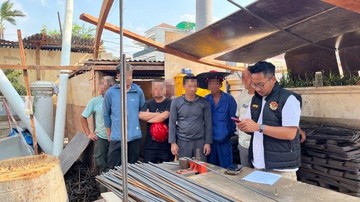 10 WN China Langgar Aturan, Kerja Jadi Tukang Bangunan di Jakut