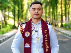 Aji Bayu, Putra Buruh Bangunan Asal NTT Jadi Lulusan Terbaik IPDN 2026