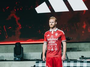 Ada Barong dan Hanoman di Jersey Anyar Bali United