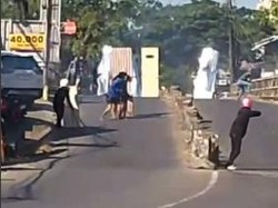 Bentrok Sengketa Lahan Pecah Lagi di Makassar, Jembatan Abdesir Sempat Tutup