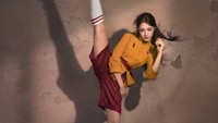 Aksi Dilraba Dilmurat di Kung Fu Soccer Bikin Stephen Chow Terpukau