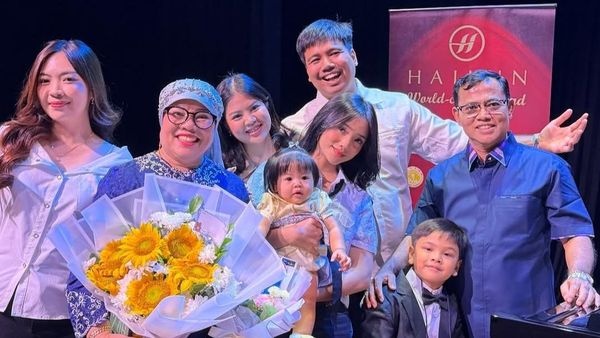 Full Support Buat Gala Sky, Debut Jadi Pianis