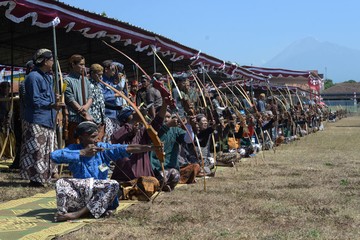 Melestarikan Panahan Tradisional Lewat Gladhen Ageng Jemparingan 2026